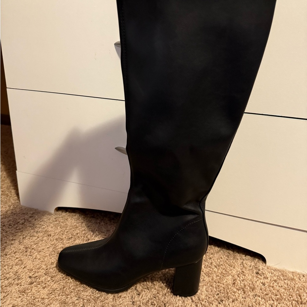 AEROSOLES Micah Black Heeled Boots for Women